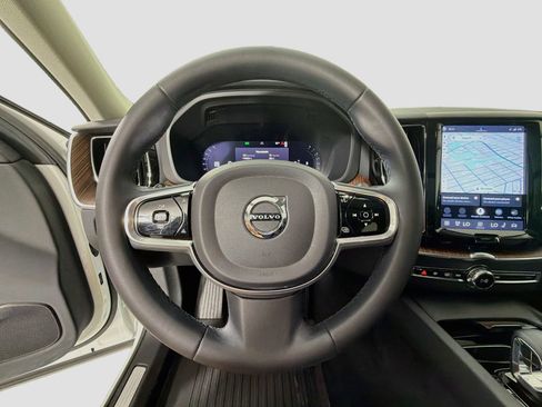 Certified 2023 Volvo XC60 B5 Plus w/ Climate Package AWD/4WD image 12