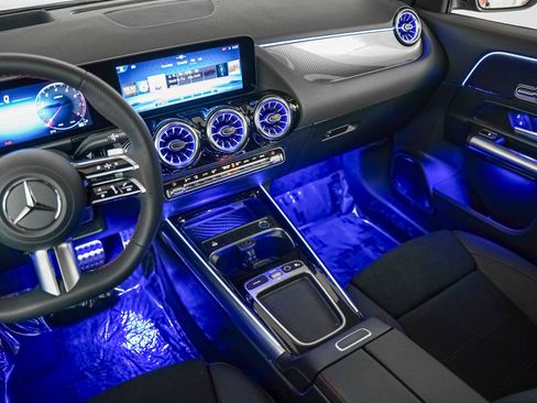 New 2026 Mercedes-Benz GLA 250 image 17