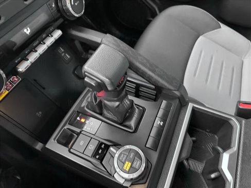 Used 2024 Toyota Tacoma TRD Off-Road image 16