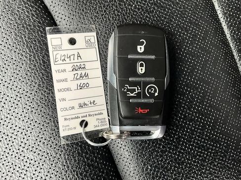Used 2022 RAM 1500 Laramie AWD/4WD image 35