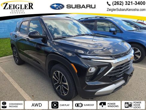 Used 2024 Chevrolet TrailBlazer LT w/ Convenience Package AWD/4WD image 1