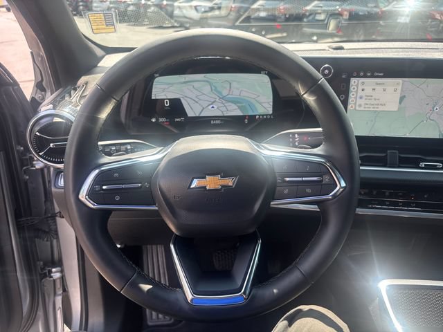 Used 2026 Chevrolet Equinox LT AWD/4WD image 16
