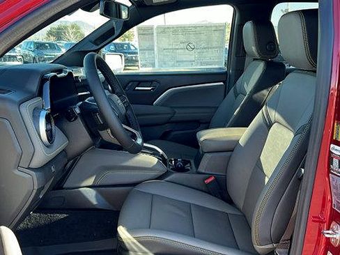 New 2026 Chevrolet Colorado ZR2 w/ Technology Package image 33