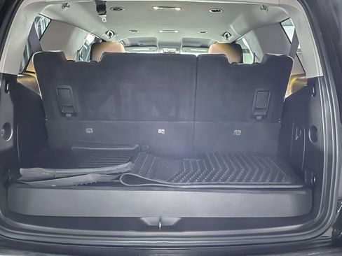 Used 2016 GMC Yukon SLE w/ Convenience Package image 9