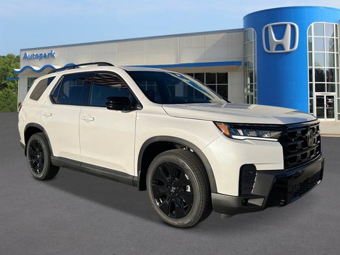 New 2026 Honda Pilot Black Edition image 7