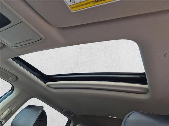 Used 2025 Honda CR-V EX image 12