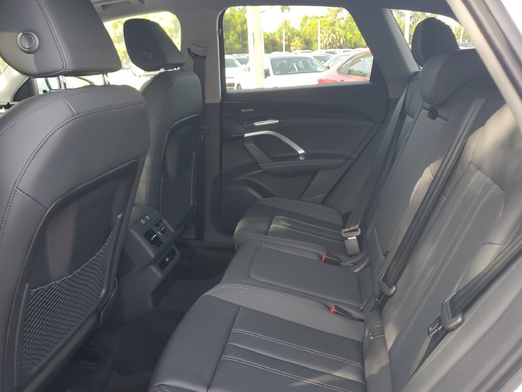 New 2026 Audi Q5 Premium Plus AWD/4WD image 17