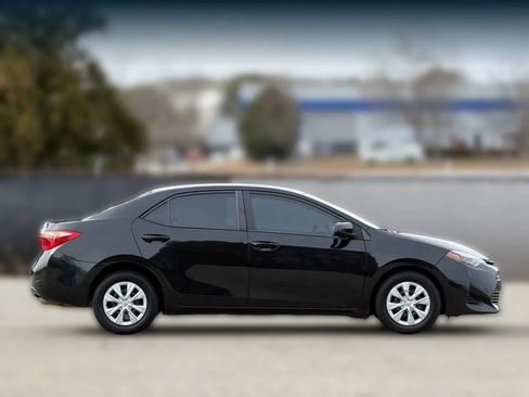 Used 2018 Toyota Corolla L image 7