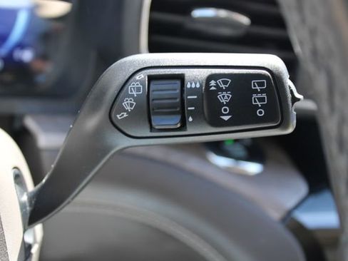 Used 2021 Ford Explorer Platinum w/ Equipment Group 601A AWD/4WD image 35