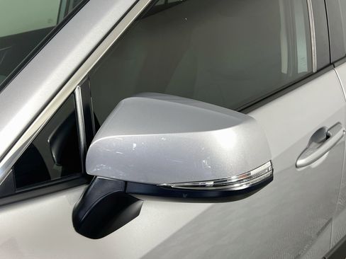 Used 2025 Toyota RAV4 XLE AWD/4WD image 13