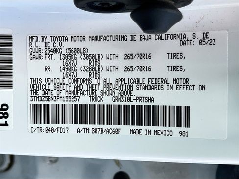 Used 2023 Toyota Tacoma TRD Off-Road w/ Advanced Technology Package image 30