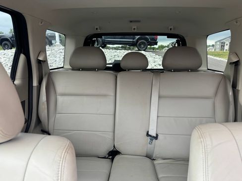 Used 2009 Ford Escape XLT AWD/4WD image 19