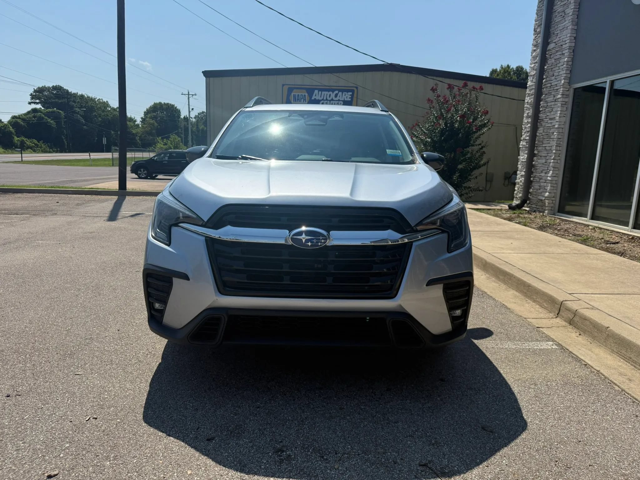 Used 2024 Subaru Ascent Limited AWD/4WD image 3