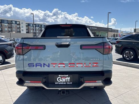Certified 2024 Hyundai Santa Cruz Limited AWD/4WD image 5