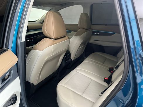 Used 2025 Nissan Murano Platinum w/ Cargo Package image 25