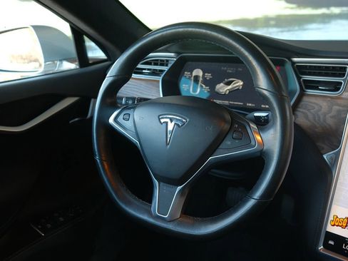 Used 2018 Tesla Model S 75D image 49