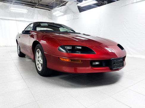 Used 1997 Chevrolet Camaro LT RWD image 7