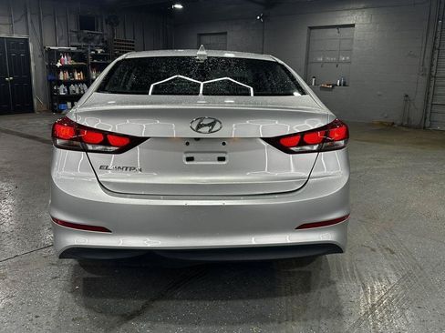 Used 2017 Hyundai Elantra Value Edition w/ Cargo Package FWD image 5