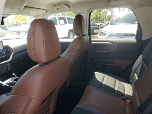 Used 2024 Ford Bronco Sport Outer Banks AWD/4WD image 12