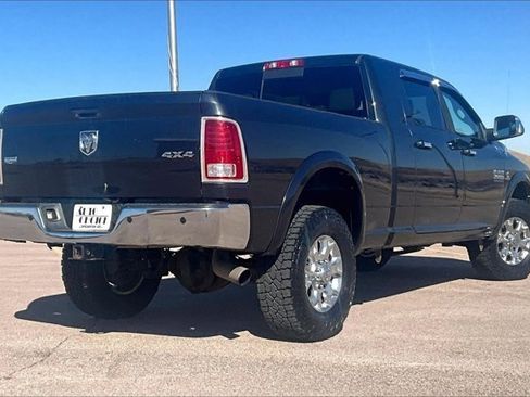 Used 2013 RAM 2500 Laramie w/ Convenience Group image 5