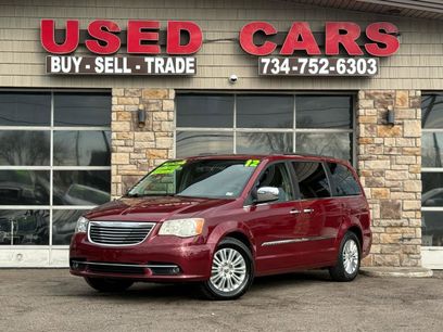 Used 2012 Chrysler Town & Country Touring-L w/ Premium Group