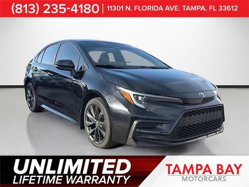 Used 2024 Toyota Corolla SE w/ SE Premium Package FWD image 1