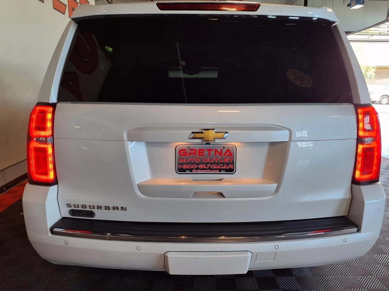 Used 2017 Chevrolet Suburban Premier AWD/4WD image 6