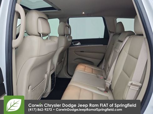Certified 2020 Jeep Grand Cherokee Limited AWD/4WD image 32
