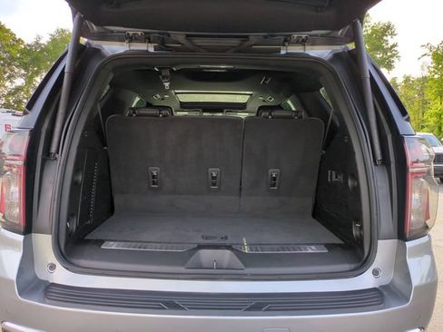 Used 2023 Chevrolet Tahoe Premier w/ Premium Package 2 AWD/4WD image 33