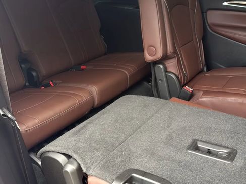 Used 2021 Buick Enclave Avenir w/ Avenir Technology Package image 45