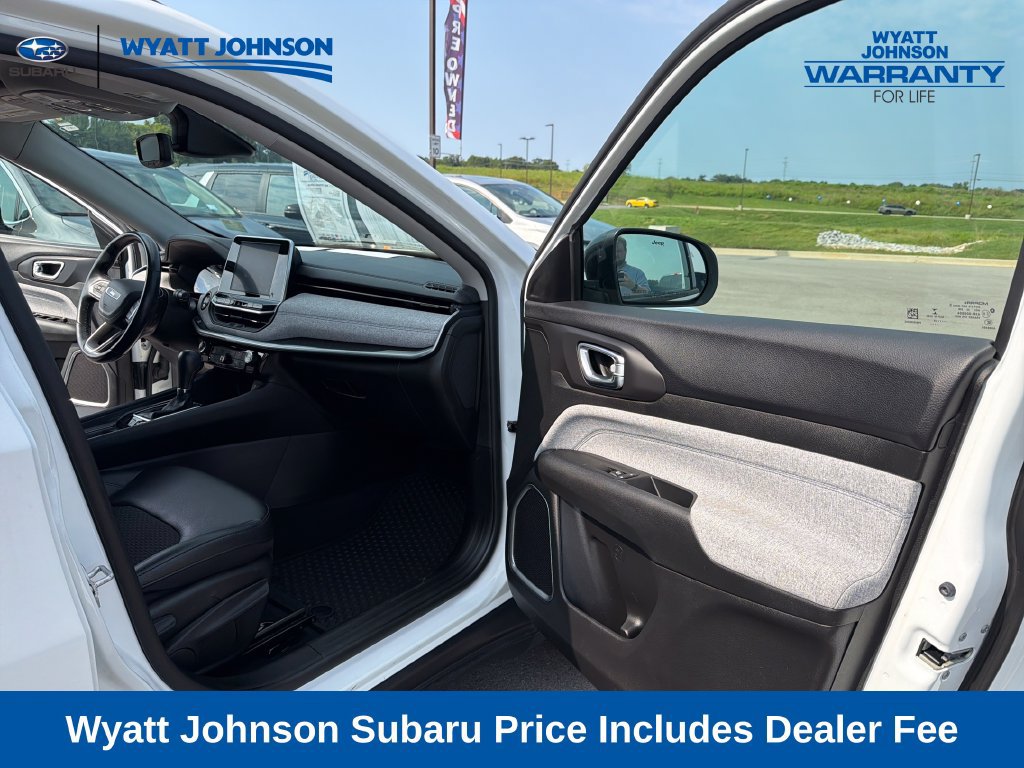Used 2022 Jeep Compass Latitude w/ Convenience Group FWD image 37