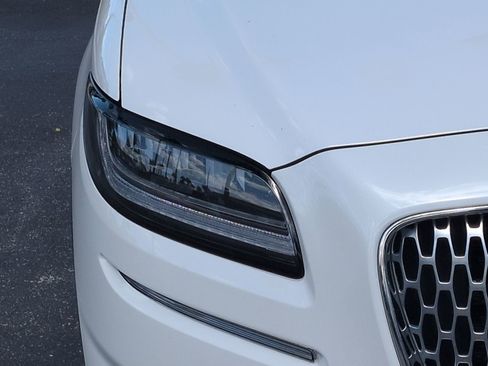 Certified 2023 Lincoln Nautilus Reserve AWD/4WD image 10