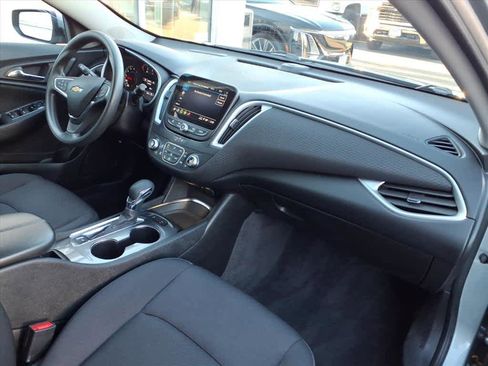Used 2024 Chevrolet Malibu LT FWD image 23