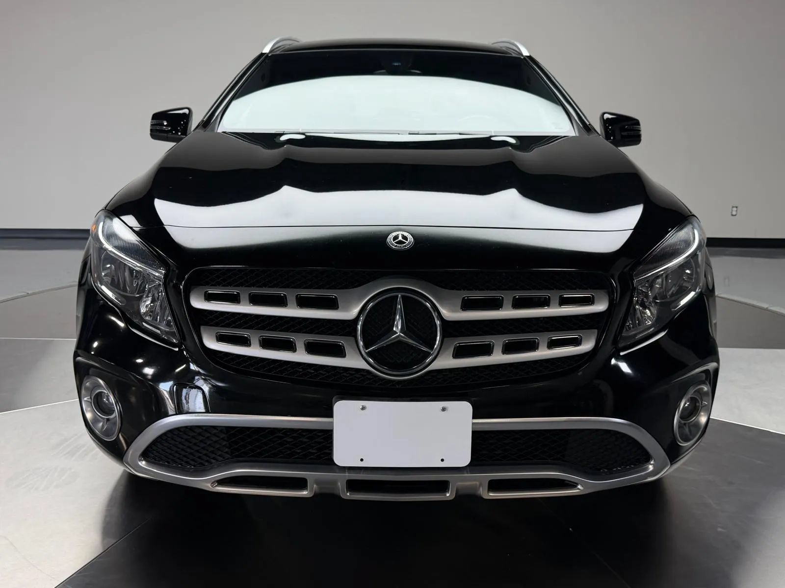 Used 2018 Mercedes-Benz GLA 250 w/ Multimedia Package image 3