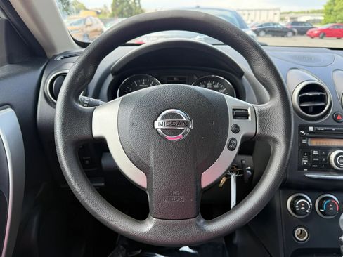Used 2013 Nissan Rogue S AWD/4WD image 24