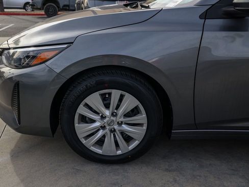 Used 2024 Nissan Sentra S image 11