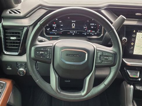 Used 2024 GMC Sierra 2500 Denali Ultimate w/ Max Trailering Package AWD/4WD image 12