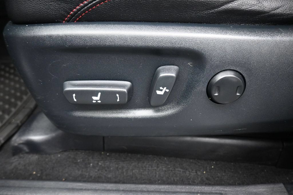 Used 2015 Toyota 4Runner Trail Premium AWD/4WD image 12