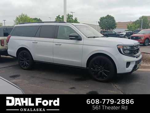 Used 2025 Ford Expedition Max Platinum w/ Stealth Appearance Package AWD/4WD image 1