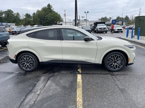 New 2025 Ford Mustang Mach-E Premium image 3