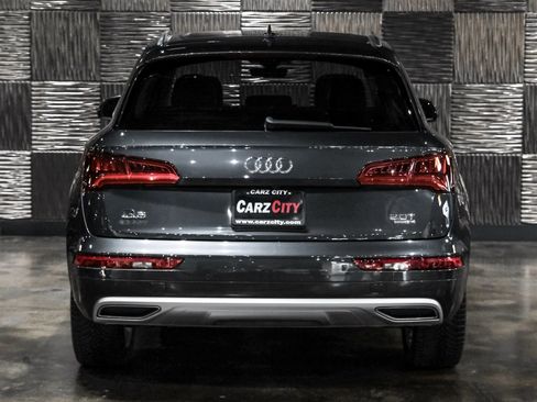 Used 2018 Audi Q5 Prestige image 11