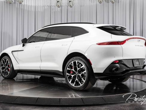 Used 2021 Aston Martin DBX AWD/4WD image 13