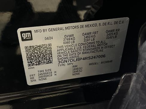Used 2024 Chevrolet Equinox EV LT FWD image 42