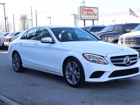 Used 2019 Mercedes-Benz C 300 Sedan image 5