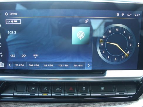 Used 2023 Chevrolet Silverado 1500 RST AWD/4WD image 32