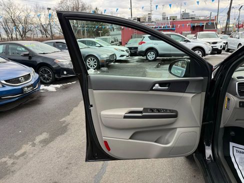 Used 2017 Kia Sportage LX w/ LX Popular Package image 16