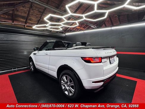 Used 2018 Land Rover Range Rover Evoque SE Dynamic AWD/4WD image 5