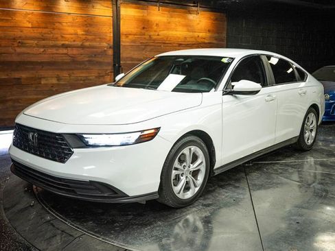 Used 2025 Honda Accord LX image 2
