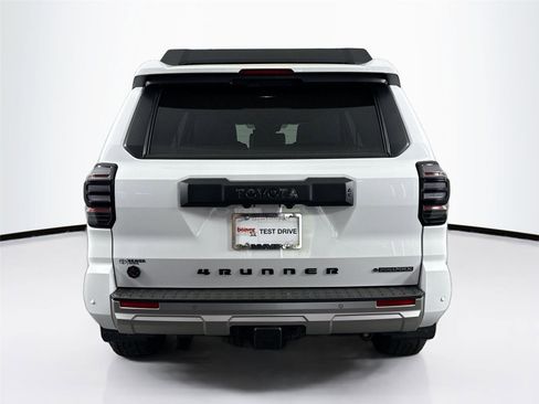 Certified 2025 Toyota 4Runner Trailhunter AWD/4WD image 23