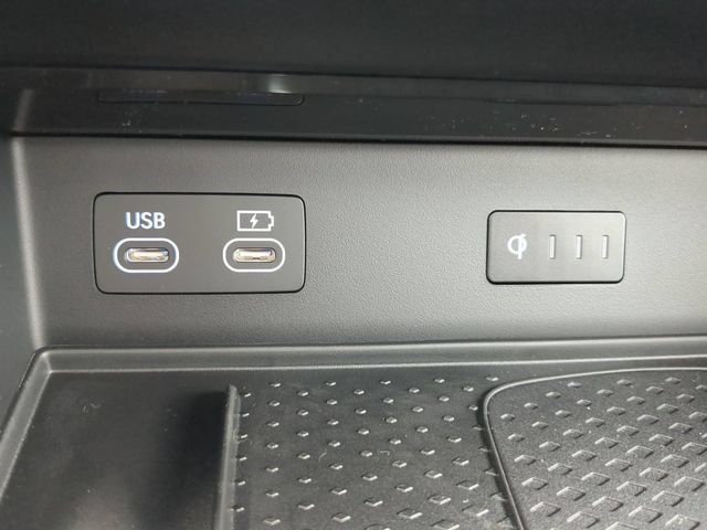 Certified 2026 Genesis GV80 3.5T Prestige AWD/4WD image 21